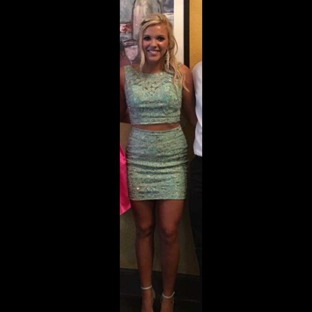 Sea mist 2 piece lace mini dress